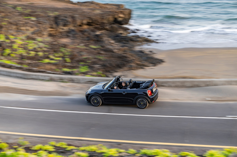 MINI Cooper SE Cabrio